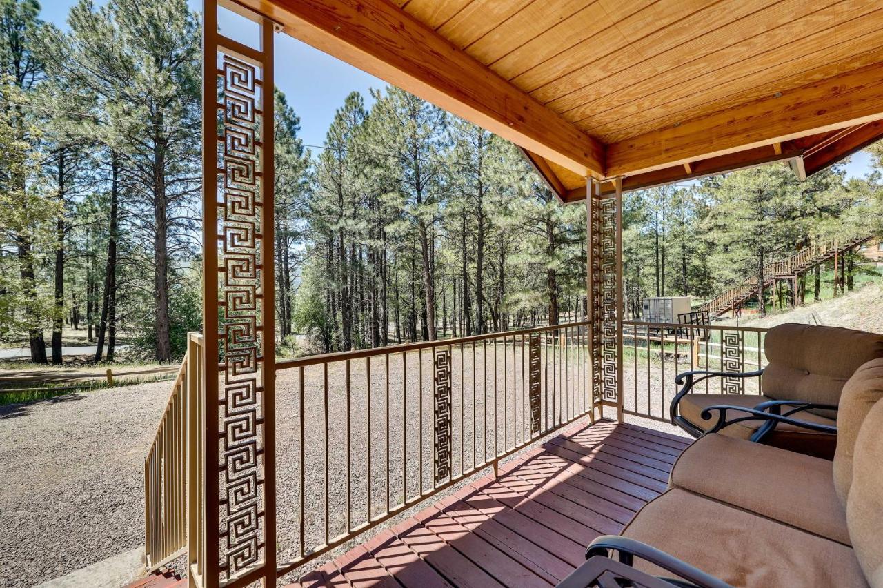 Lavish Alpine Arizona Cabin Rental With Views! Exterior photo